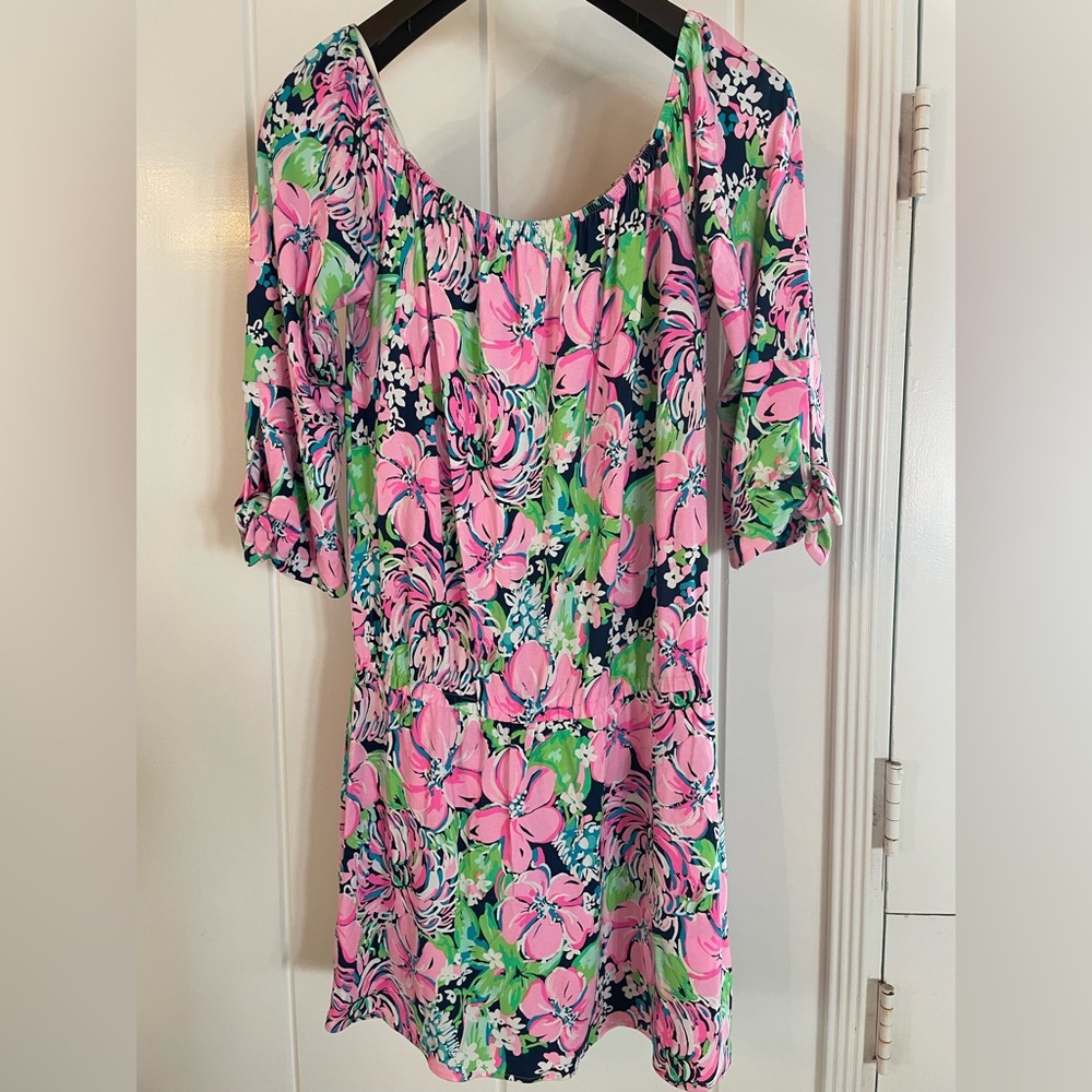 Lilly Pulitzer Off or On the Shoulder Romper Size M Pink Blue Green White Floral